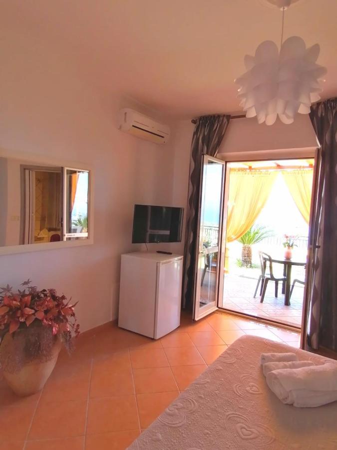 B&B "L'Eco Del Mare" Agropoli Exterior foto